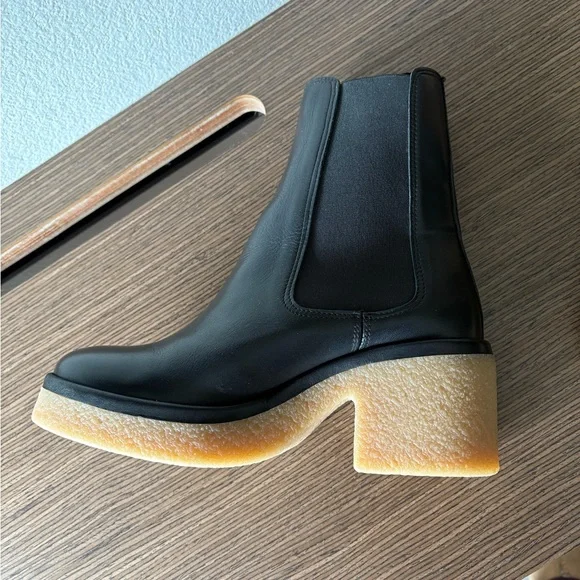 Anonymous Copenhagen - Black soft calf leather w/ gum platform sole - Picture 4 of 7